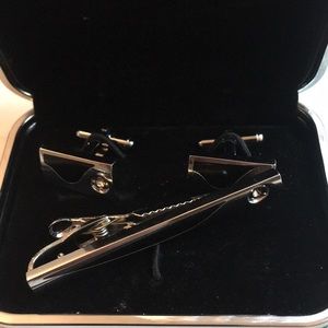 Lodestar cuff links and the clip